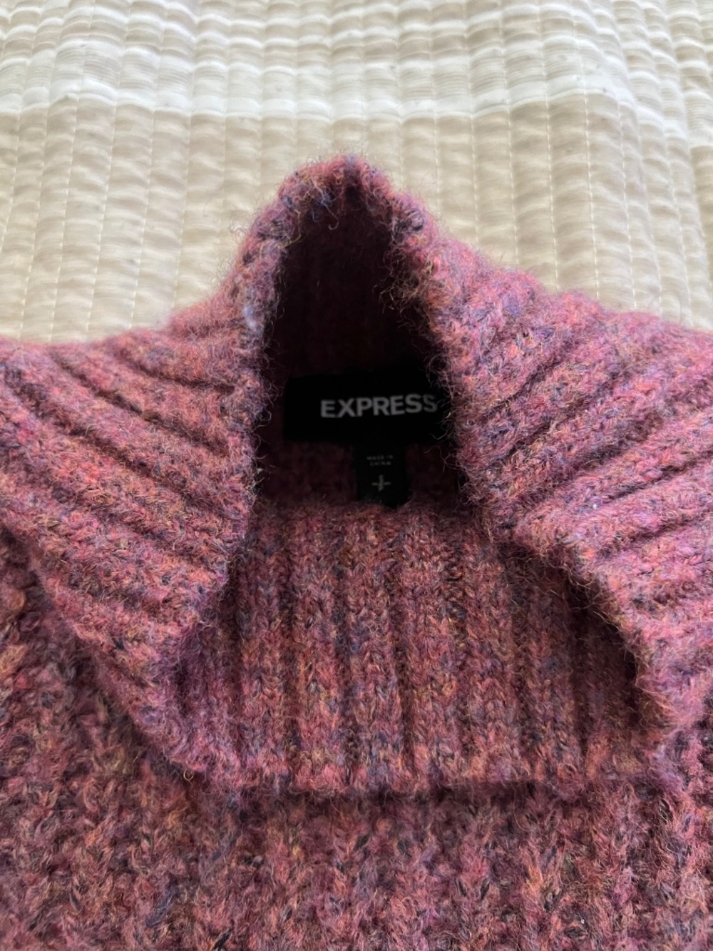 Short sweater - Picture 2 of 3